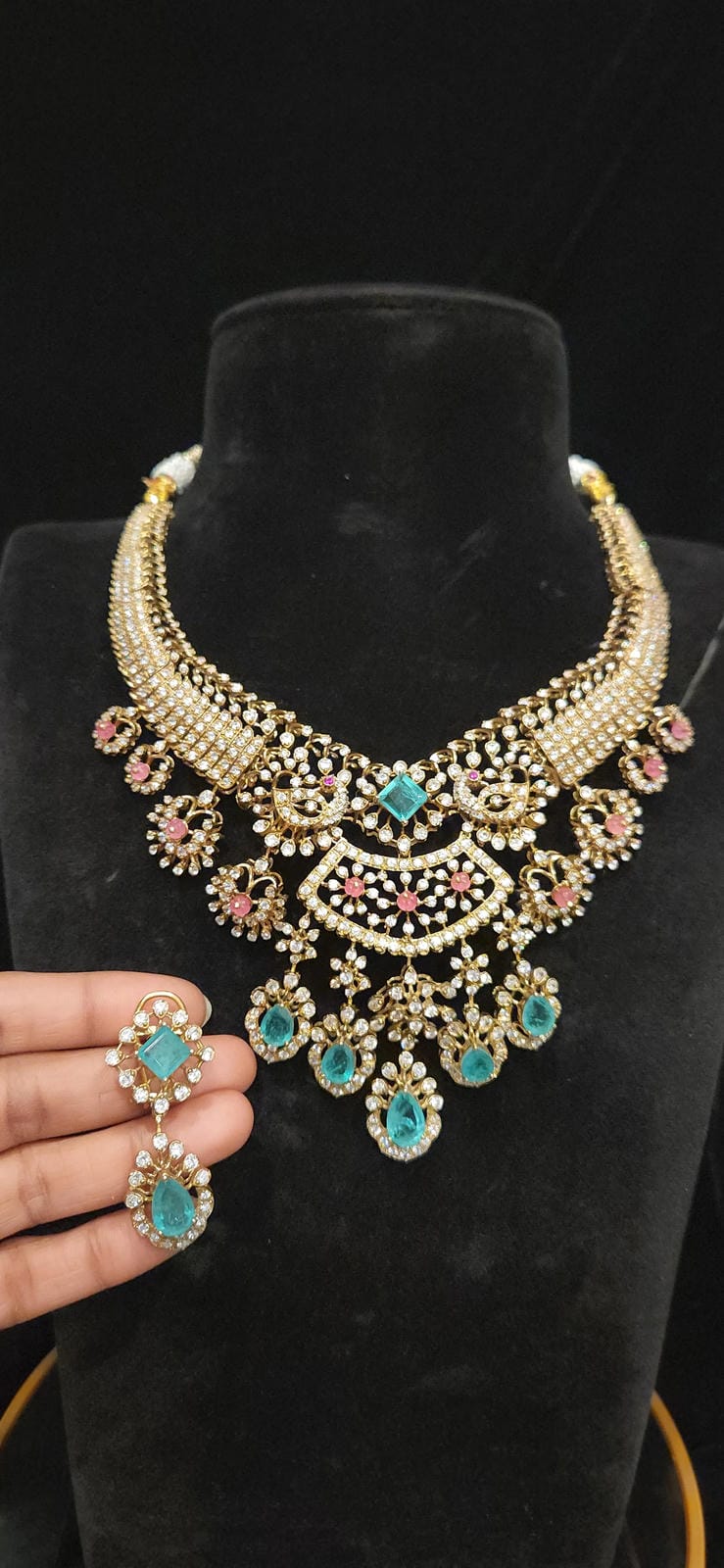 Regal Victorian Moissanite 92.5 Silver Tussi Necklace Set