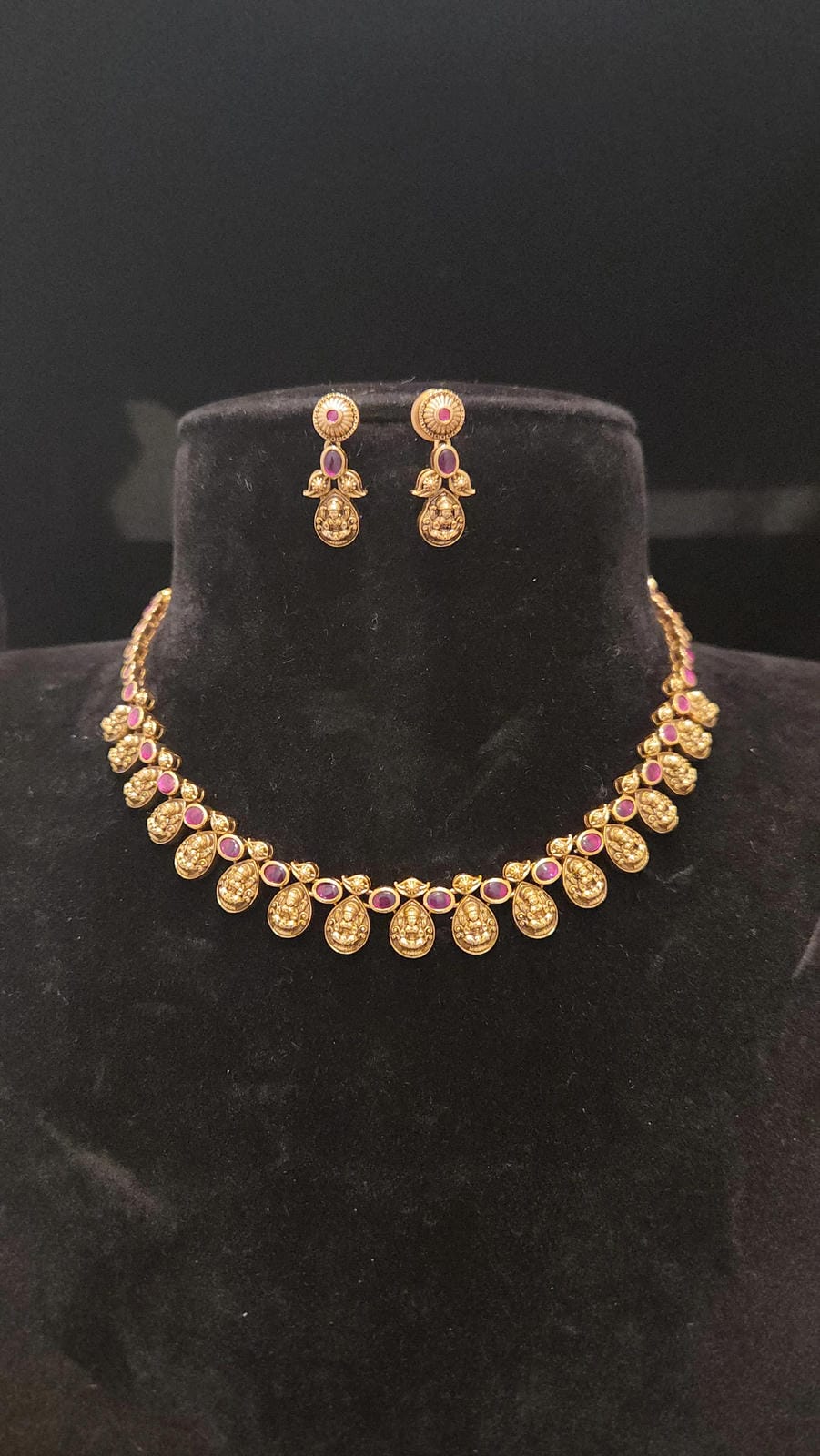 Divine Lakshmi Tear-Drop 92.5 Silver Nakshi Set