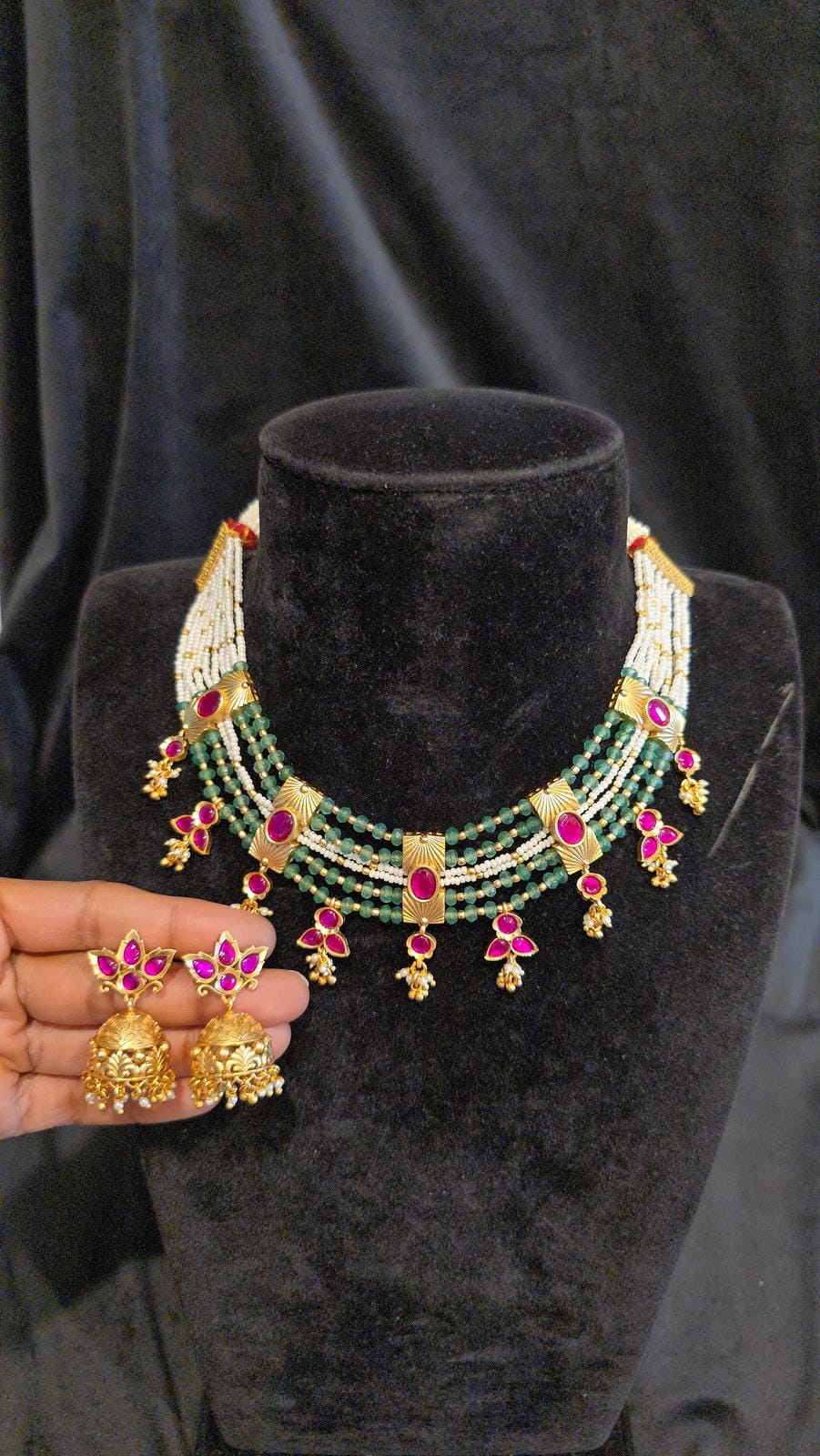 Gold Finish Pink Kundan Necklace Set