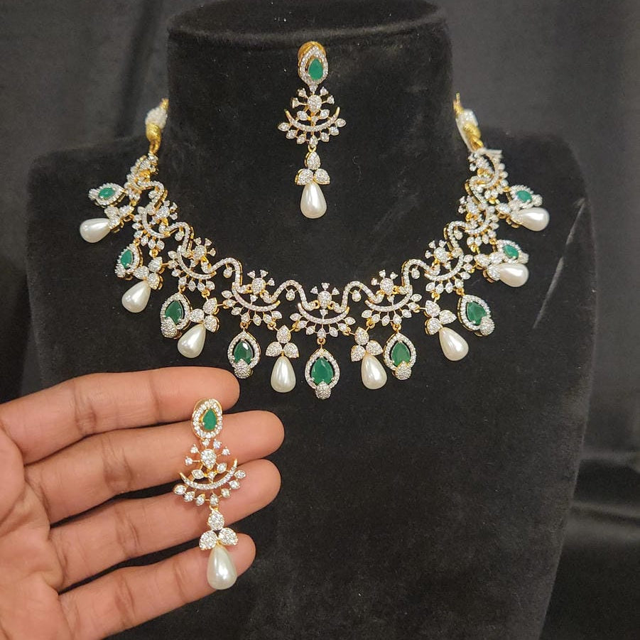 Diamond Finish Floral, Emeralds Necklace Set