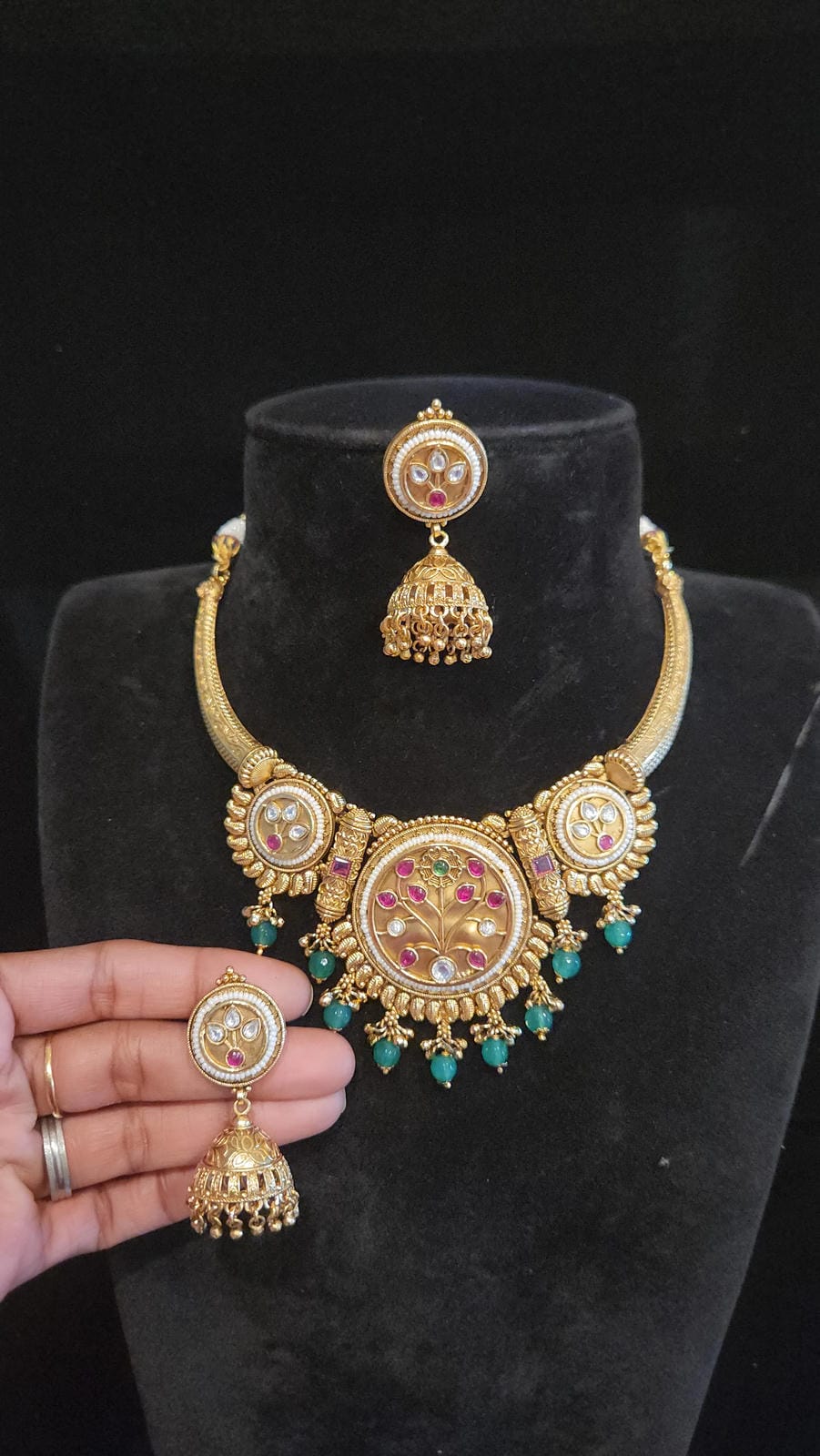 Traditional Gold Finish Kante Set