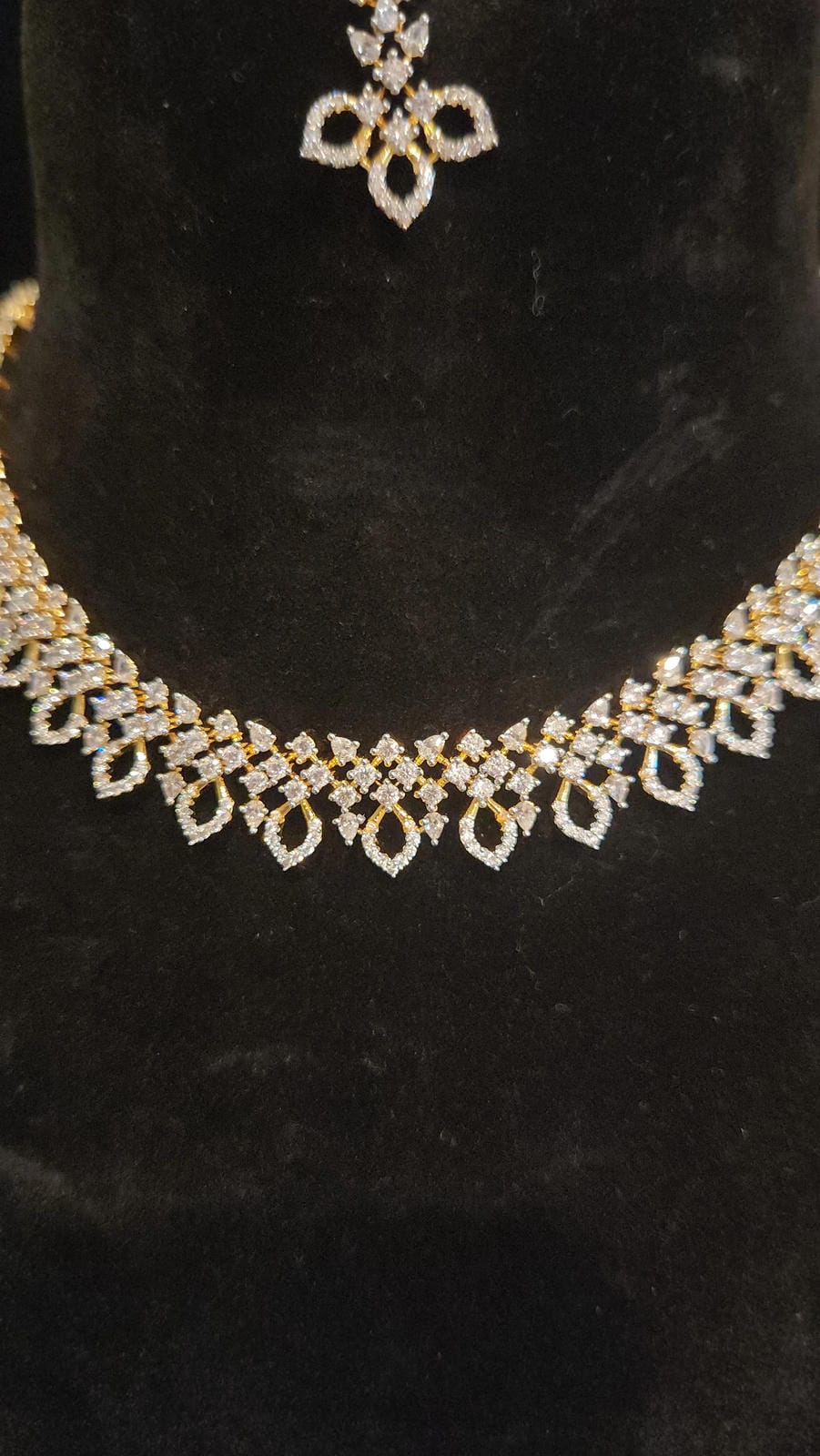 Sparkling Diamond Finish CZ Necklace Set