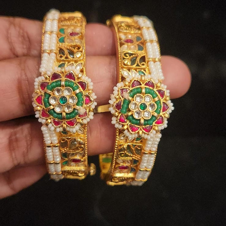 Traditional Pachi Kundan Flower Openable Bangles