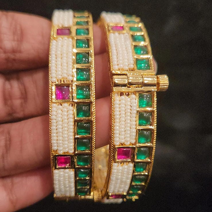 Elegant Pearl Kundan Openable Bangles
