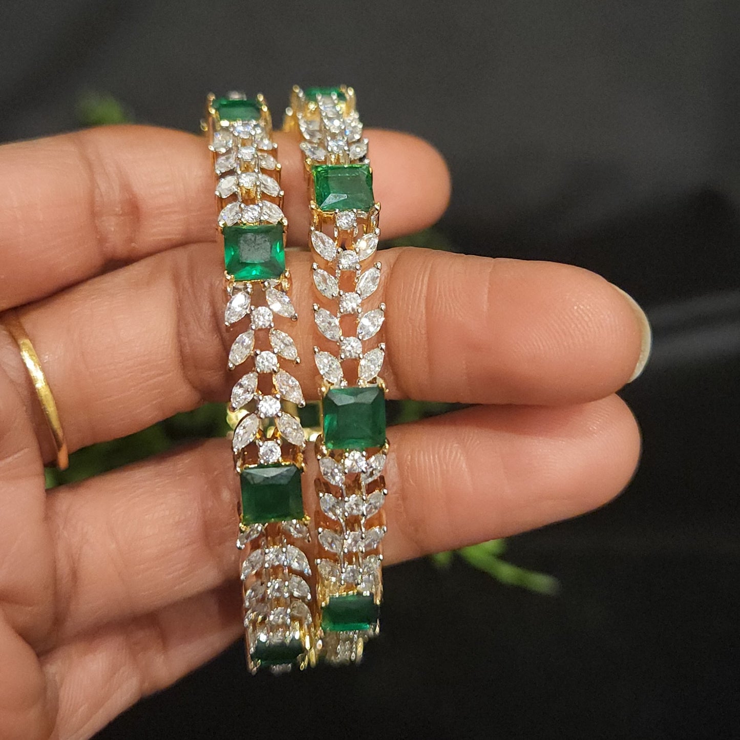 Emerald Leaf Design Bangle