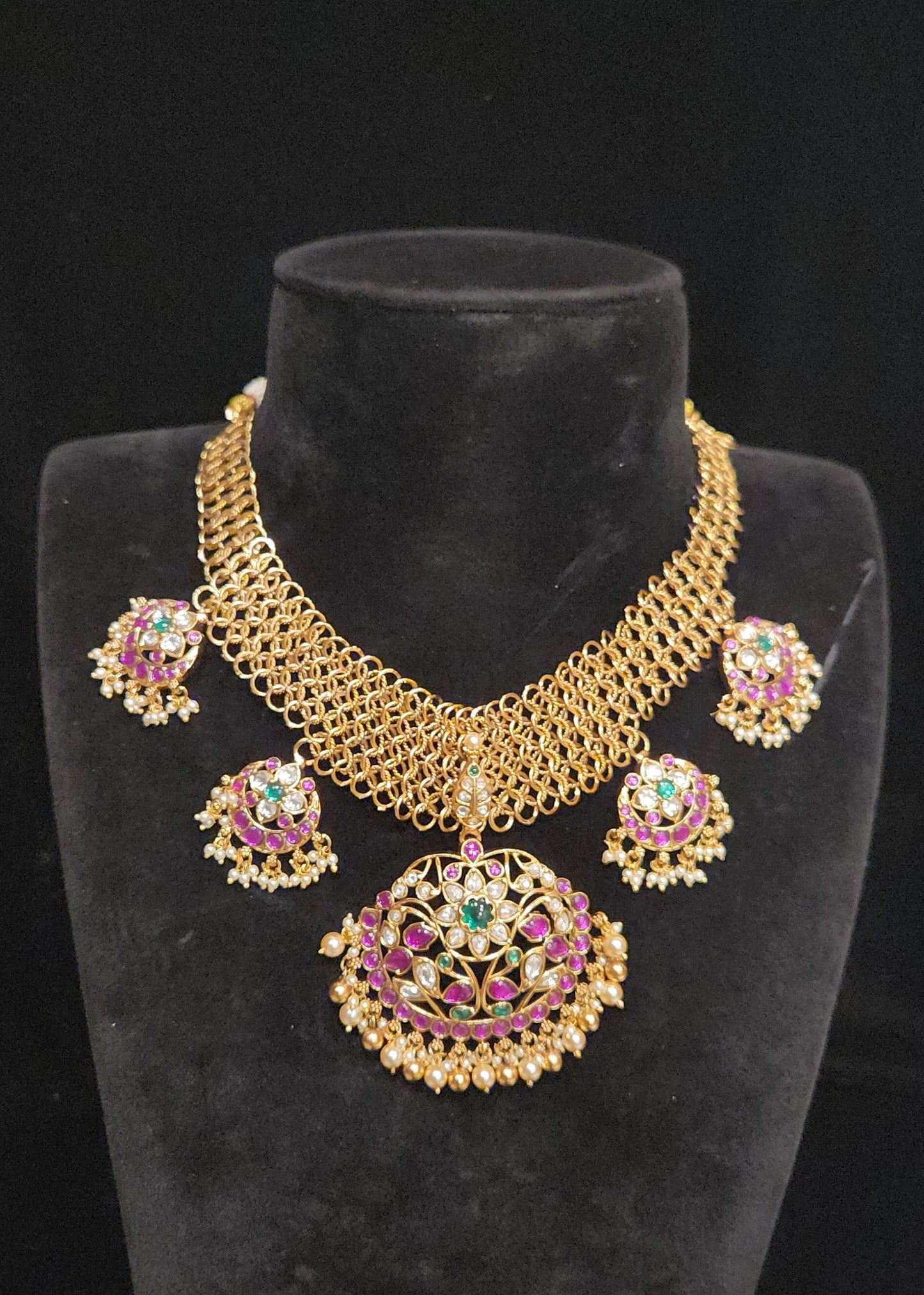 Traditional Kundan Floral Mesh Chain Neckset