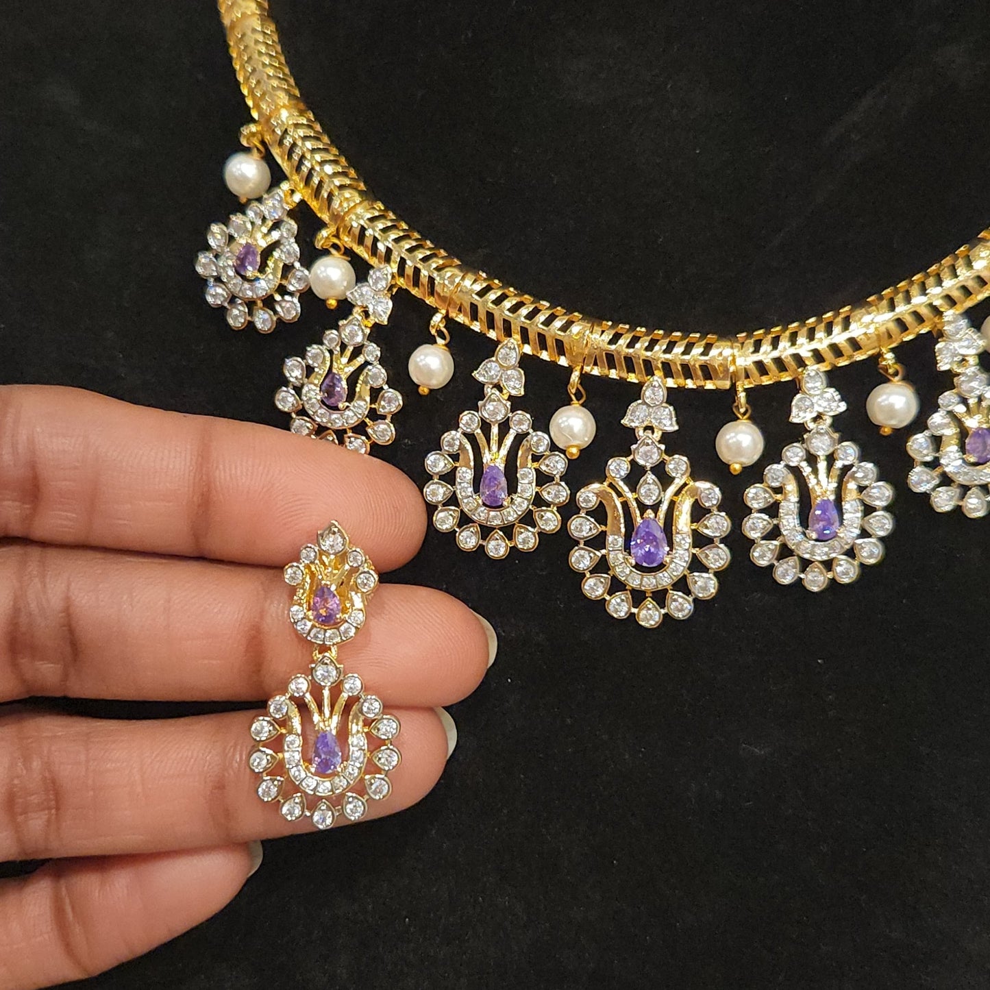 CZ Floral Motif Gold Finish Kante Set