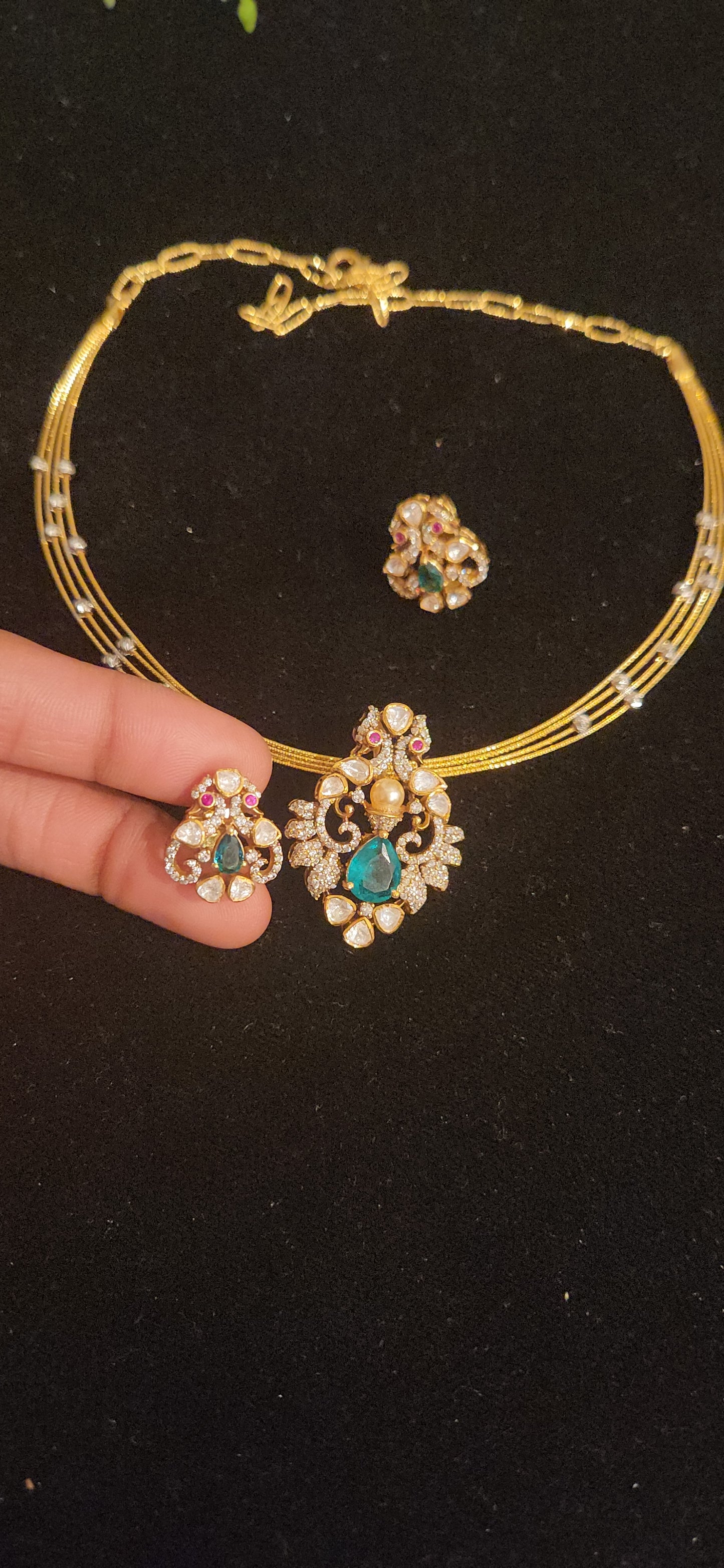 92.5 Silver Peacock & Emerald Pendant Set