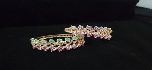 Charming Handcrafted Rose Gold Leaf Jewelry Bracelet