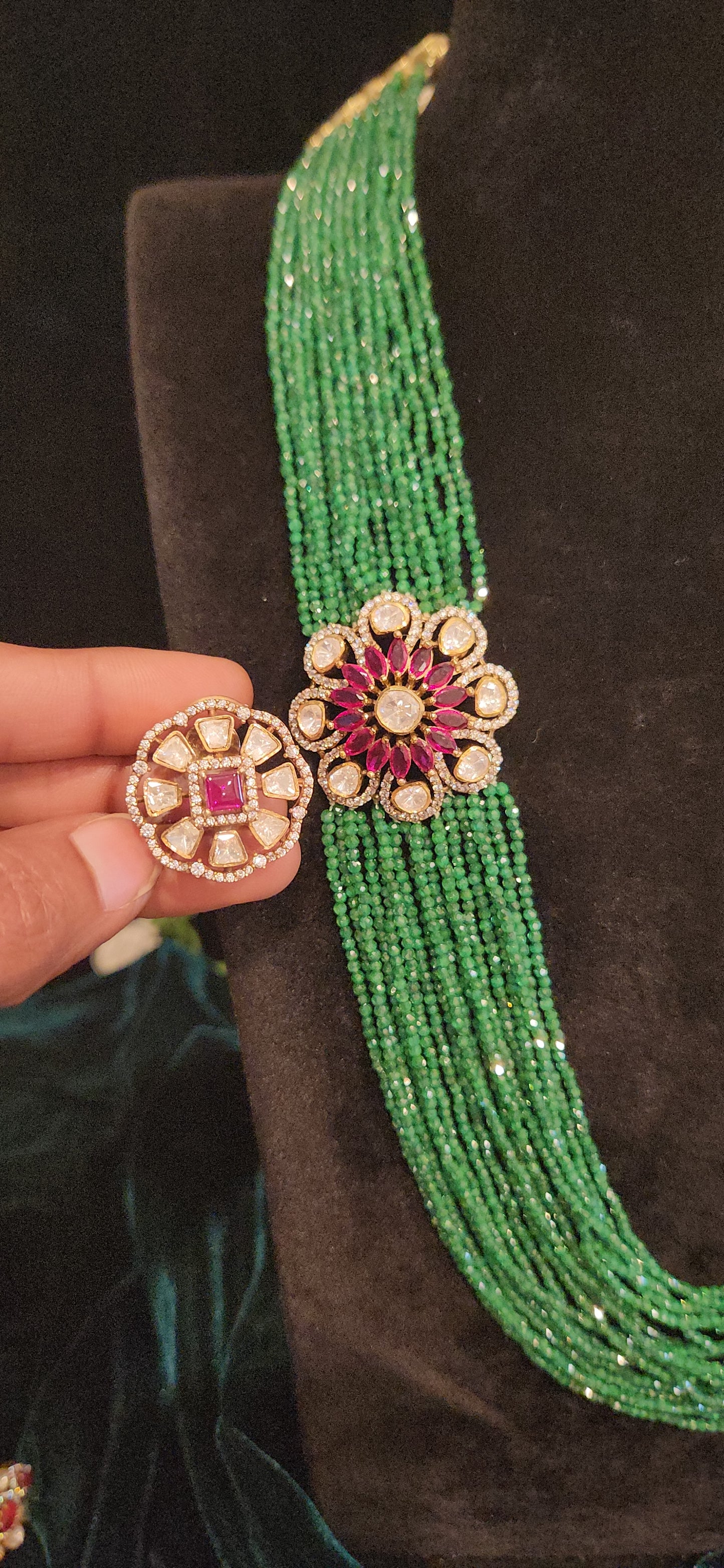 92.5 Silver Emerald Beads Haram With Brooch