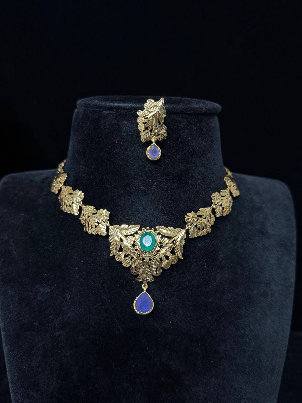 Emerald & Purple Stone Necklace Set