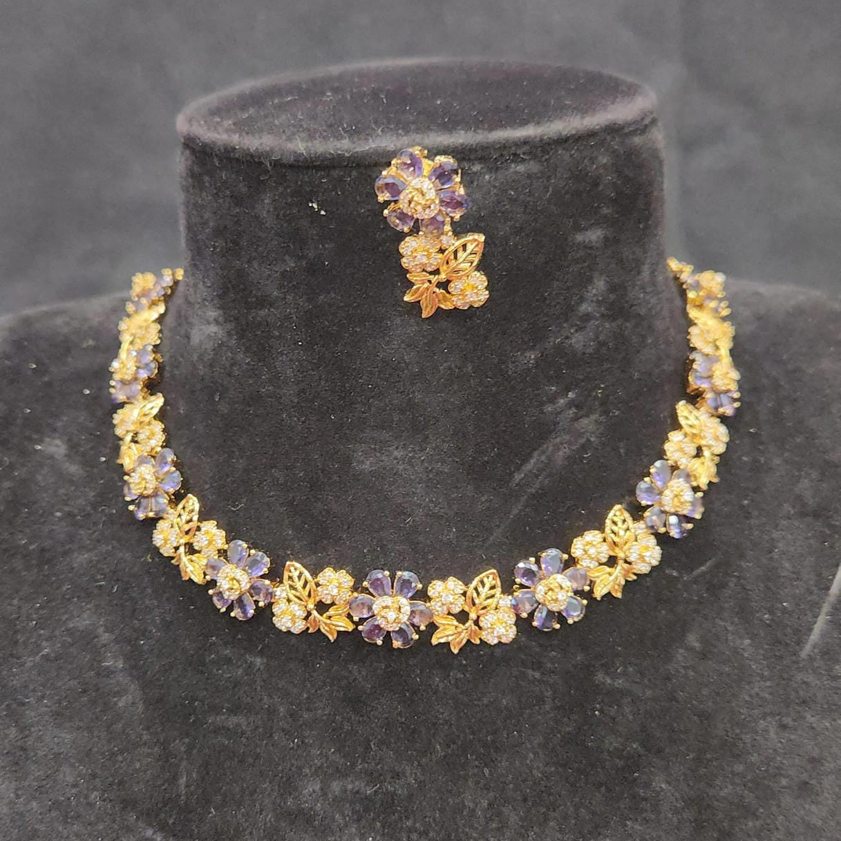 Victorian Mehandi Finish Designer Necklace Set