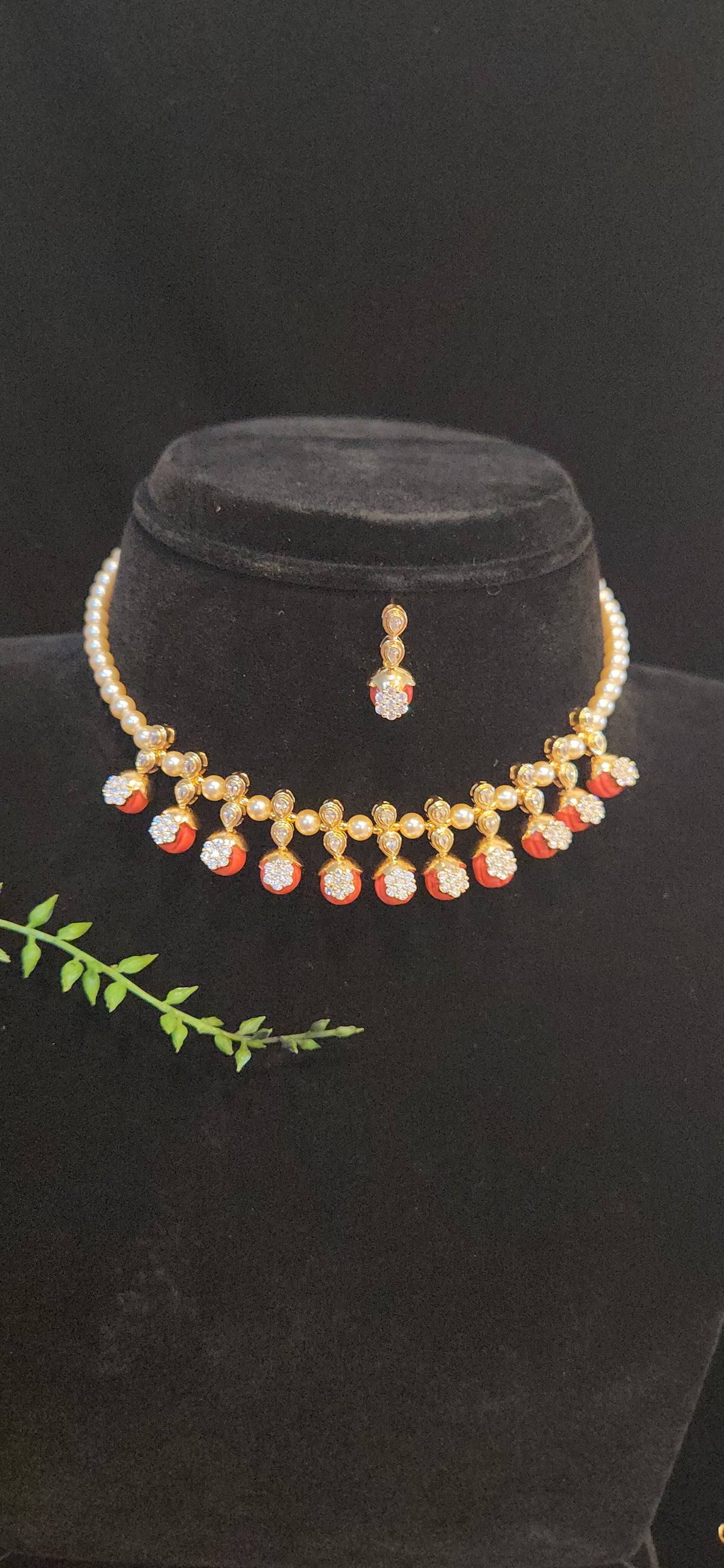 Elegant pearl necklace with pretty colored beads