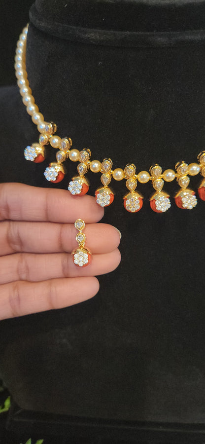 Elegant pearl necklace with pretty colored beads