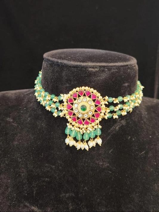 Kundan Onyx Bead & Pearls Choker