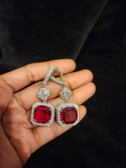 Cocktail earrings - red doublet stone