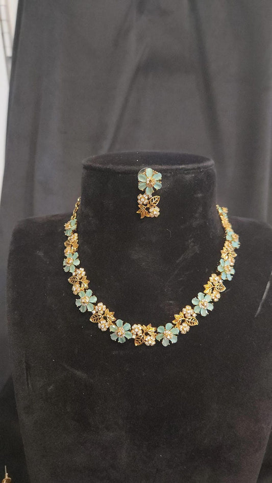 Floral Light Green Kundan Stones Kante Set