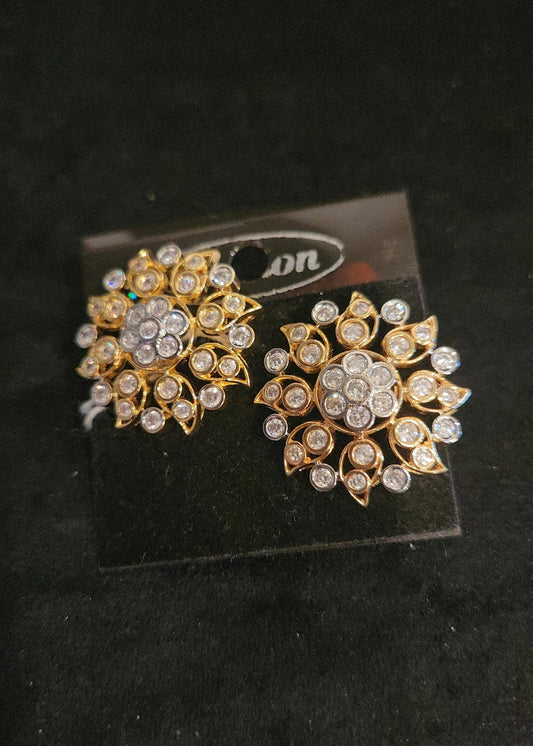 Leaf Design & Moissanite Gems Studs