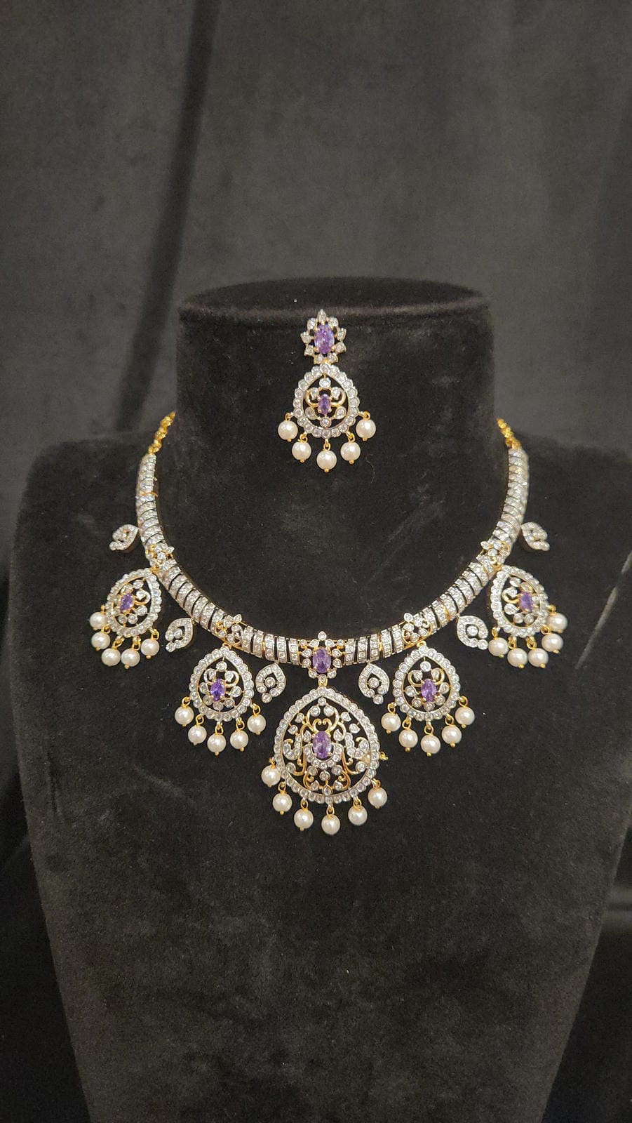 Diamond Finish Purple Stones Kante Set