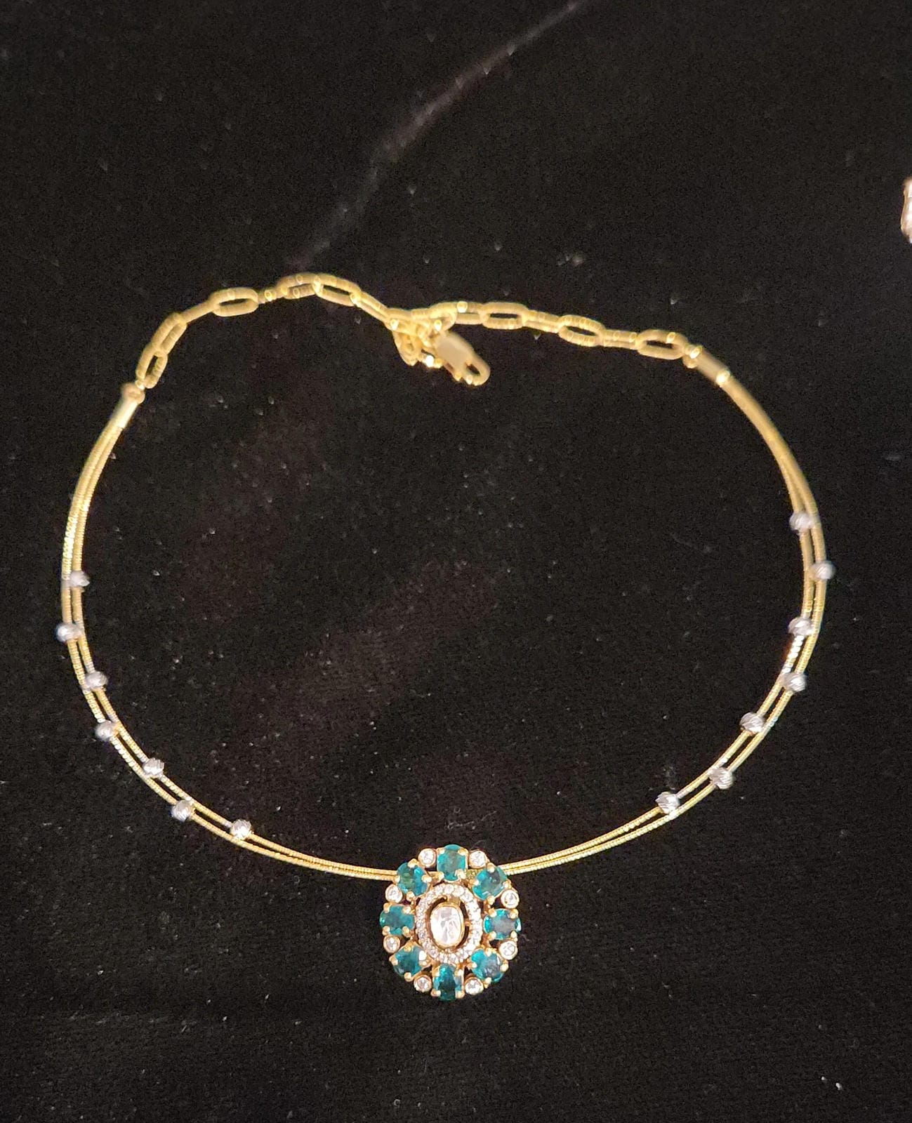 Charming Two-Tone 92.5 Silver Flower Kante