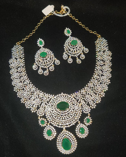 Luxury Diamond Finish Necklace Set