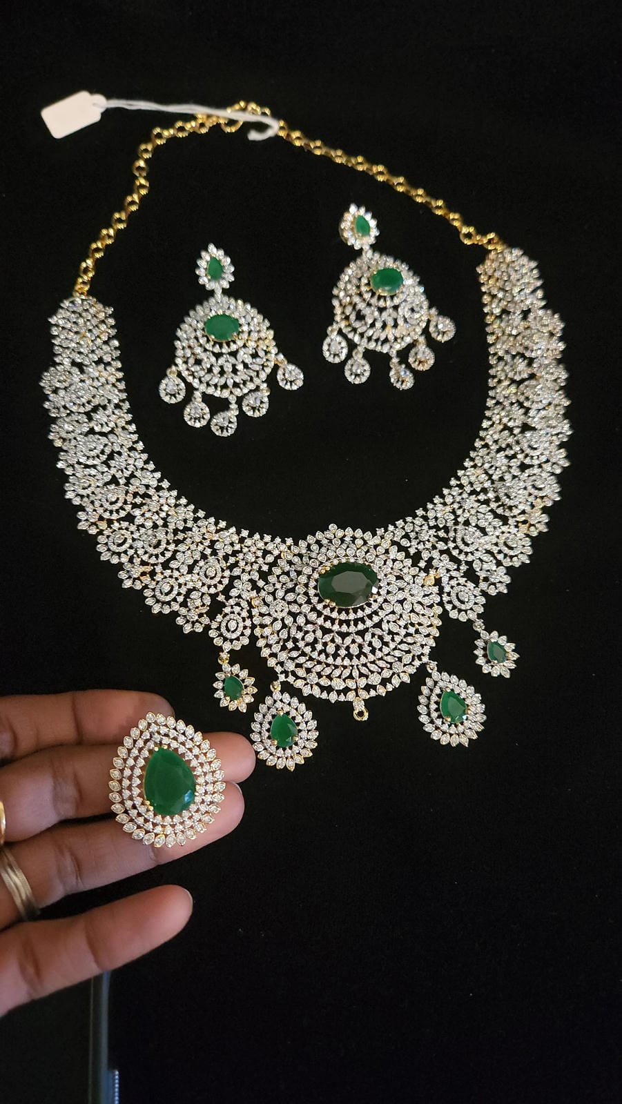 Luxury Diamond Finish Necklace Set