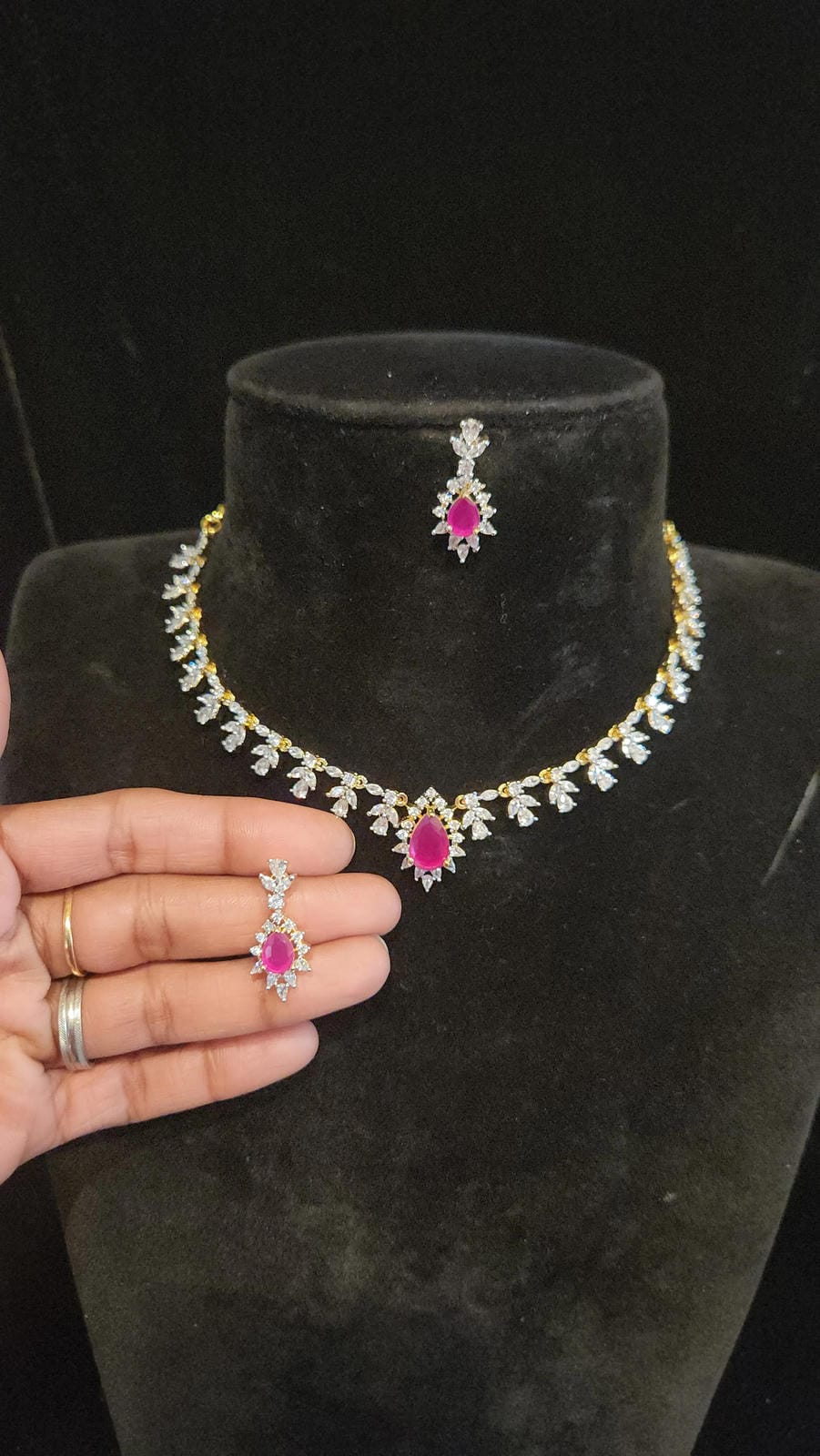 Sparkling Diamond Finish Ruby Necklace Set