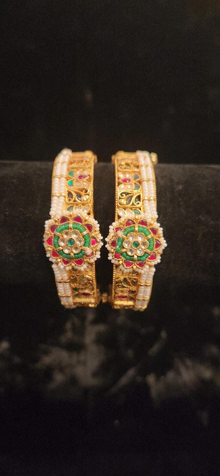 Traditional Pachi Kundan Flower Openable Bangles