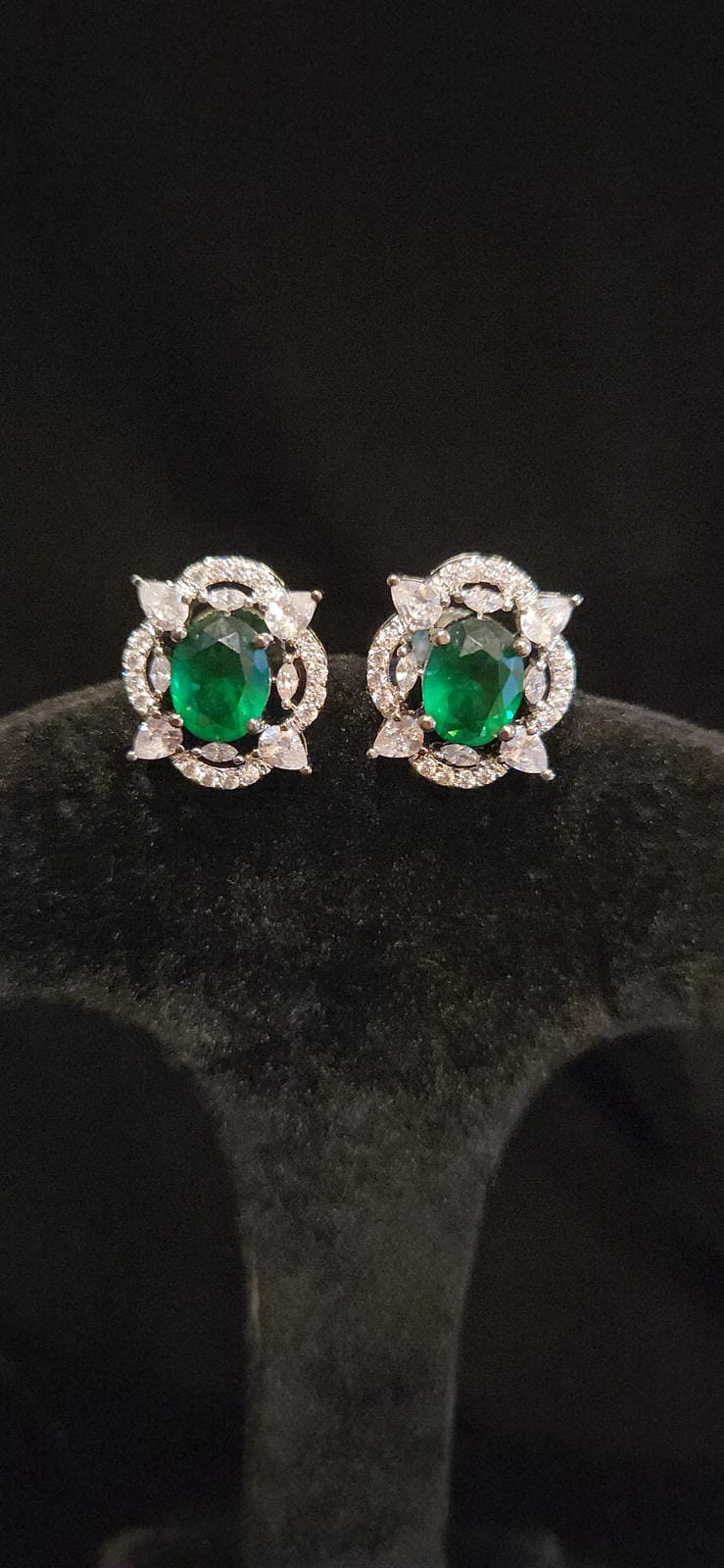 Luxurious Cocktail Studs | Emerald Stone