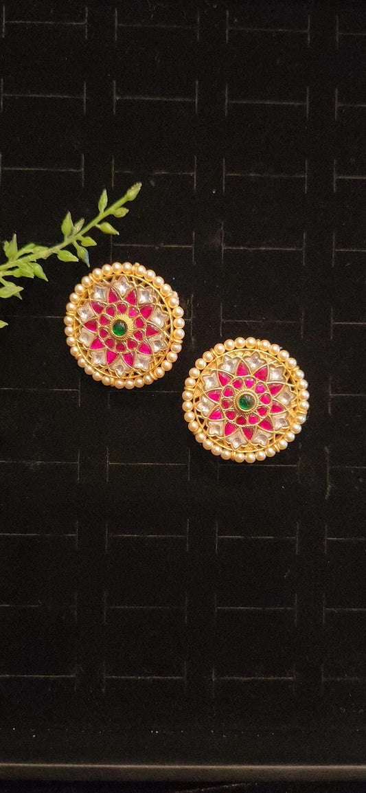 Authentic Kundan Flower Studs | Pearls around
