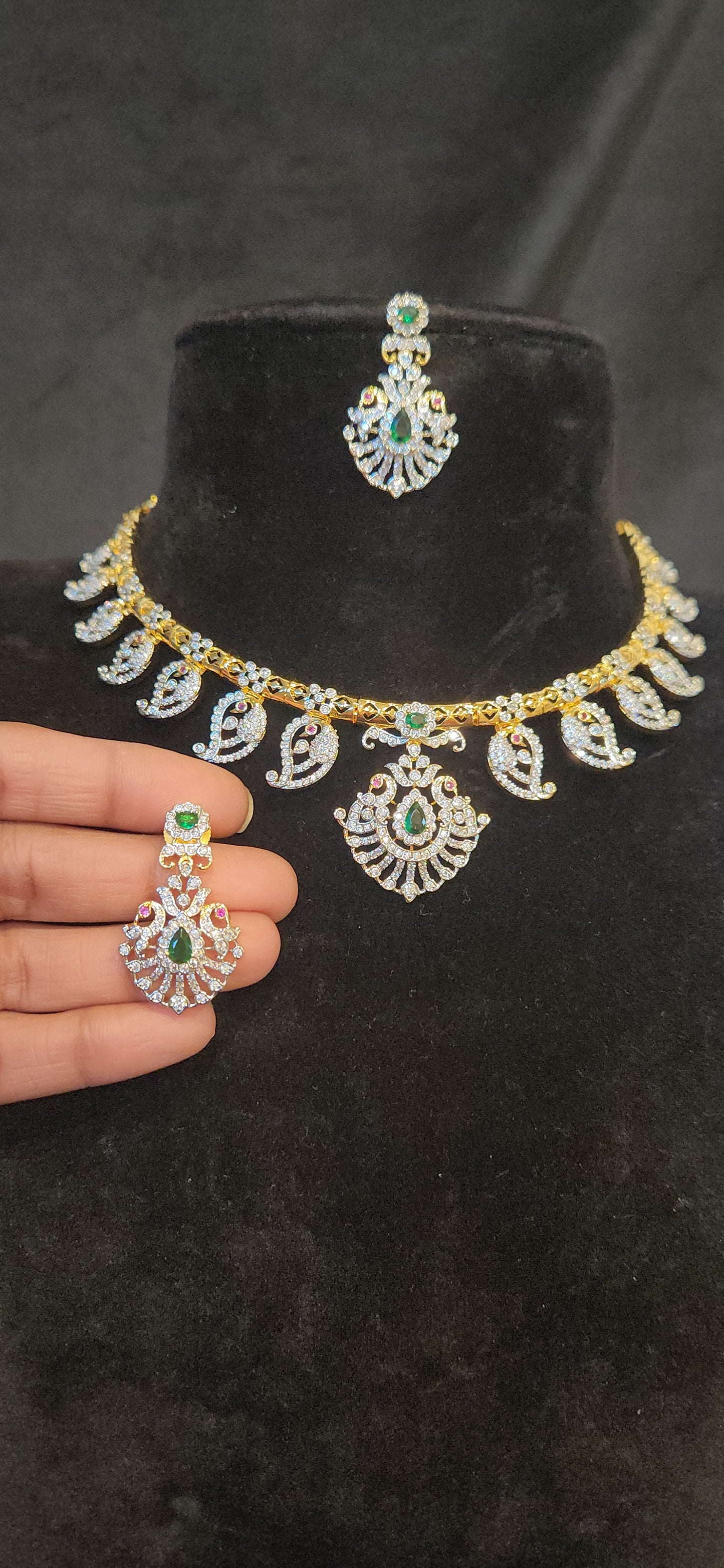 Peacock & Mango Design Kante Set