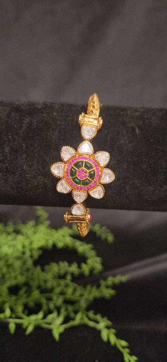 Moissanite Floral Openable Kada