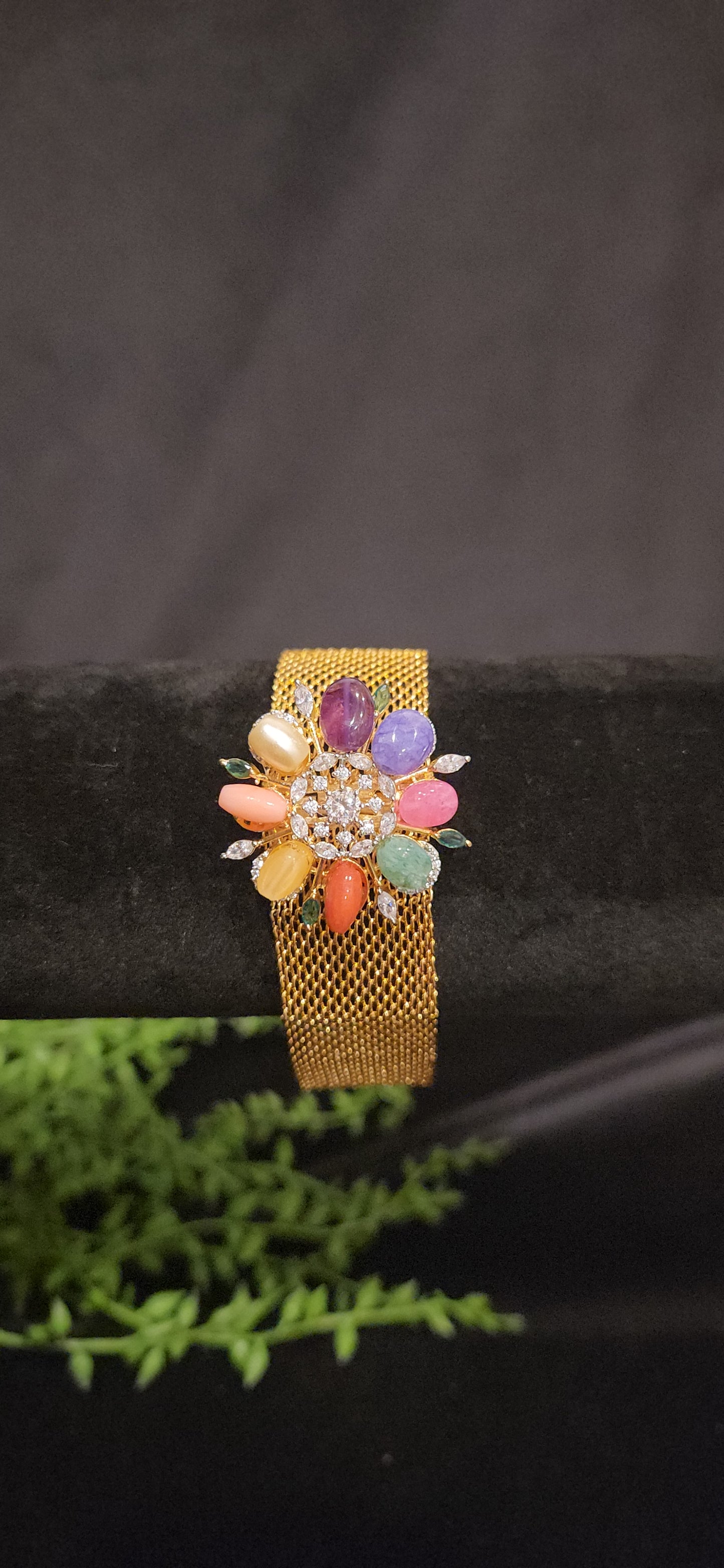 Navaratan Mesh Chain Bracelet