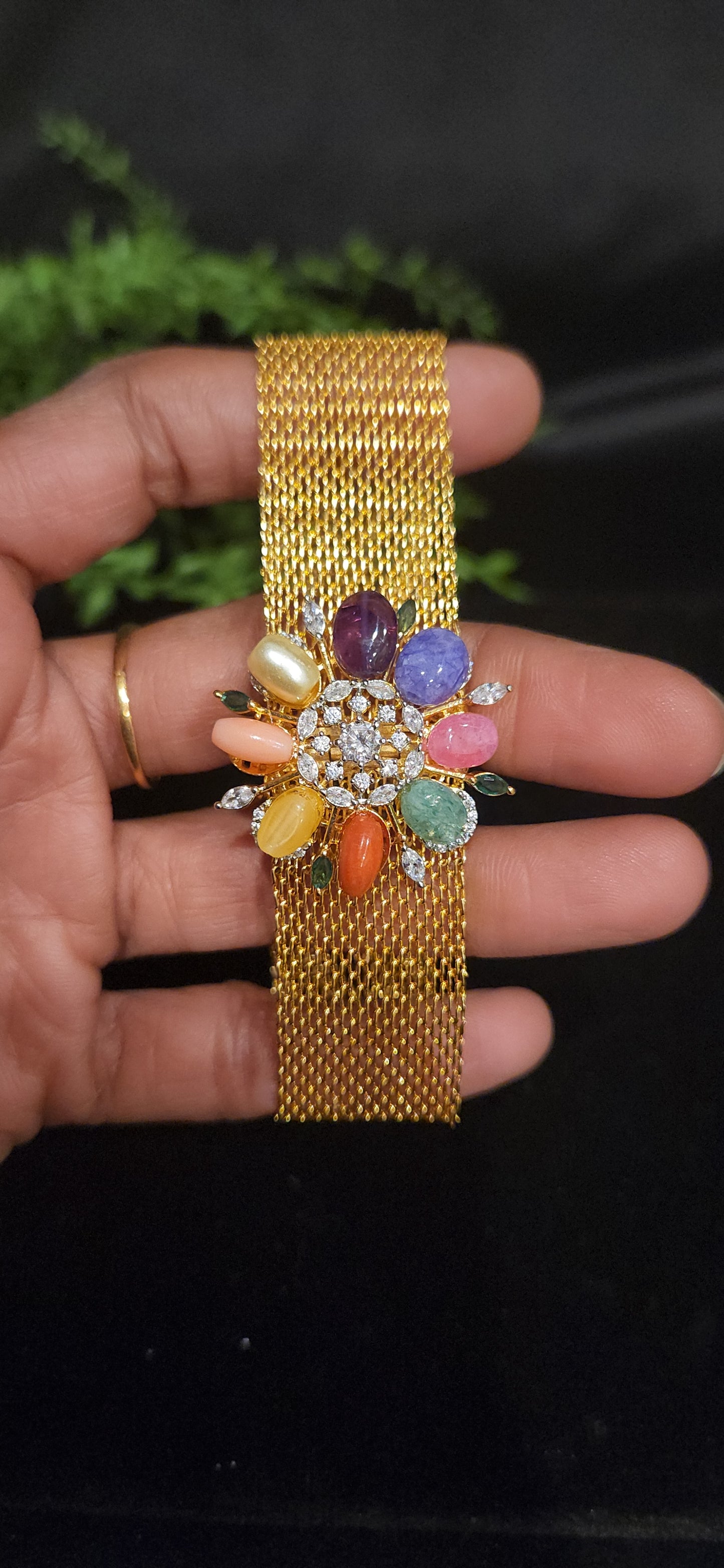 Navaratan Mesh Chain Bracelet