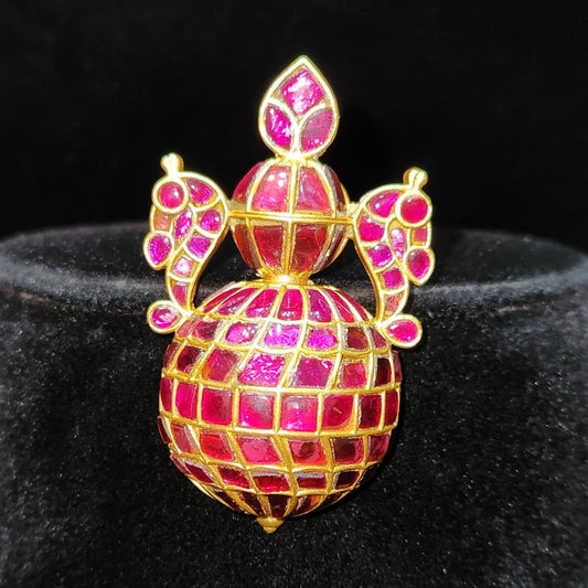Chic Designer Pink Kundan Pendant