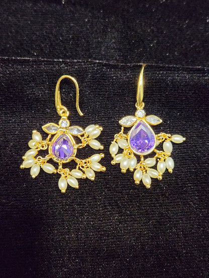 Graceful Tear Drop Hanging Rice Bead Earrings