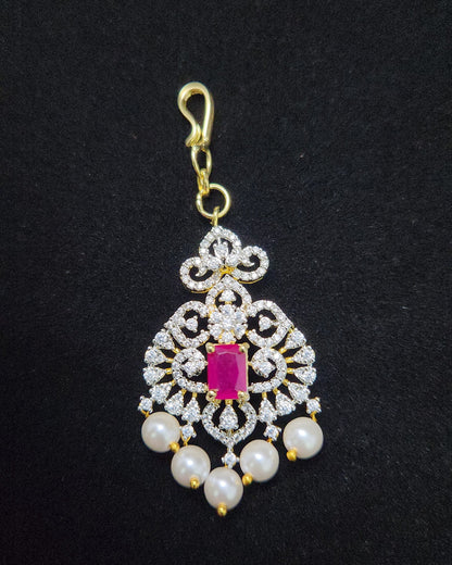 Graceful Floral Emerald & Ruby Maang Tikka