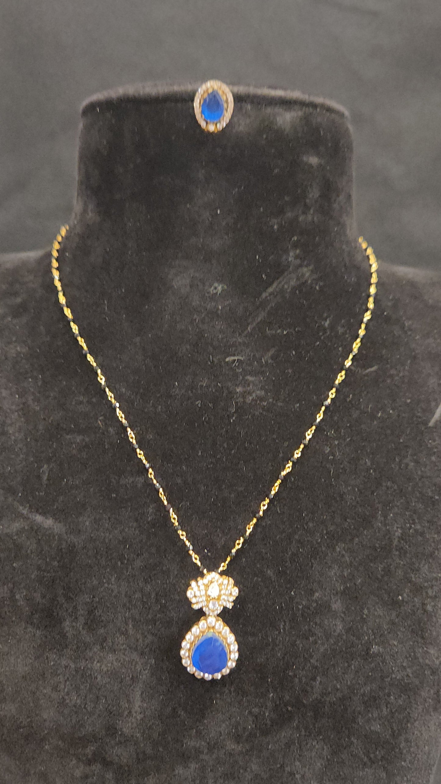Tear Drop Moissanite Black Beads Chain & Studs