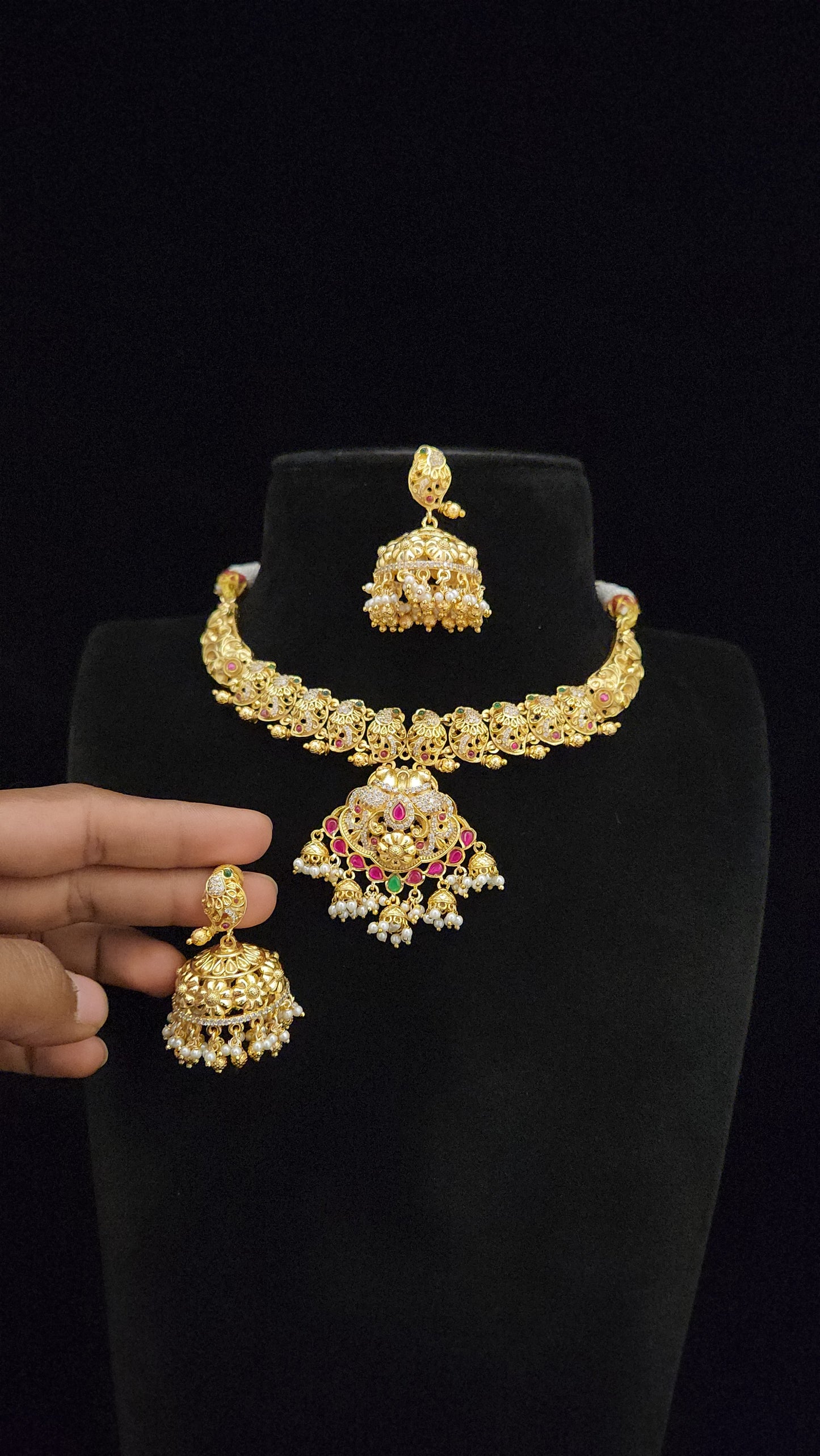 Artistic Birds Motif Jhumka Pendent Necklace Set