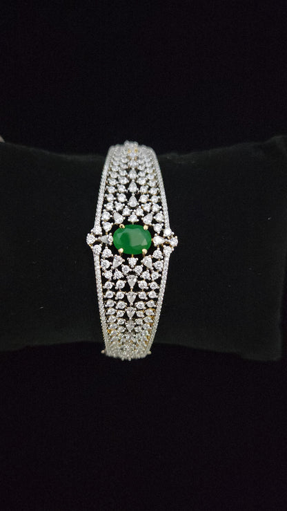 Regal Emerald Diamond Finish Bracelet
