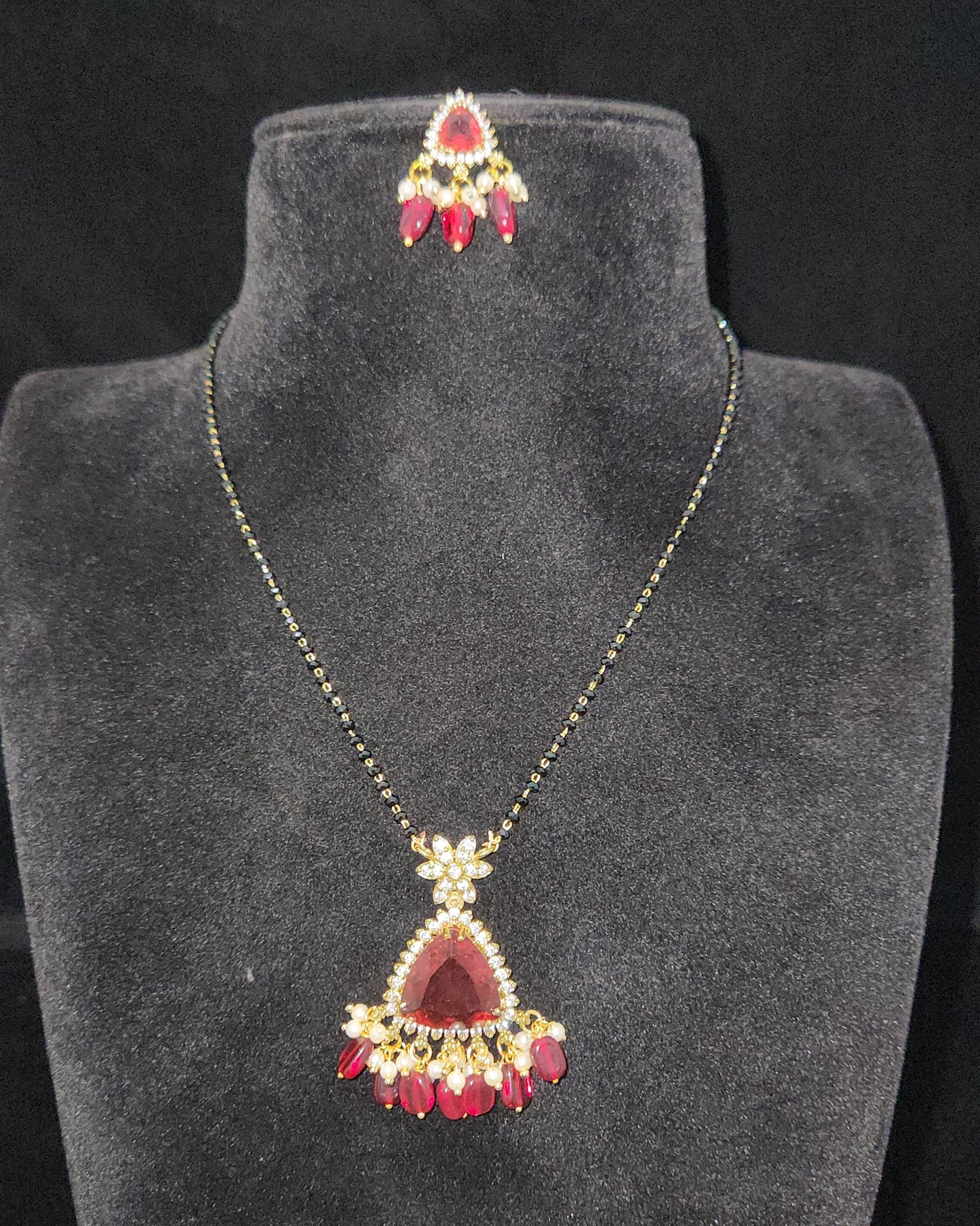 Geometric Double Eight Stone Triangle Pendant Black Bead Chain