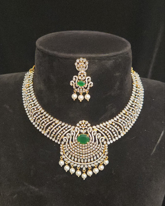 Luxurious Diamond Finish Emerald Lotus Necklace Set