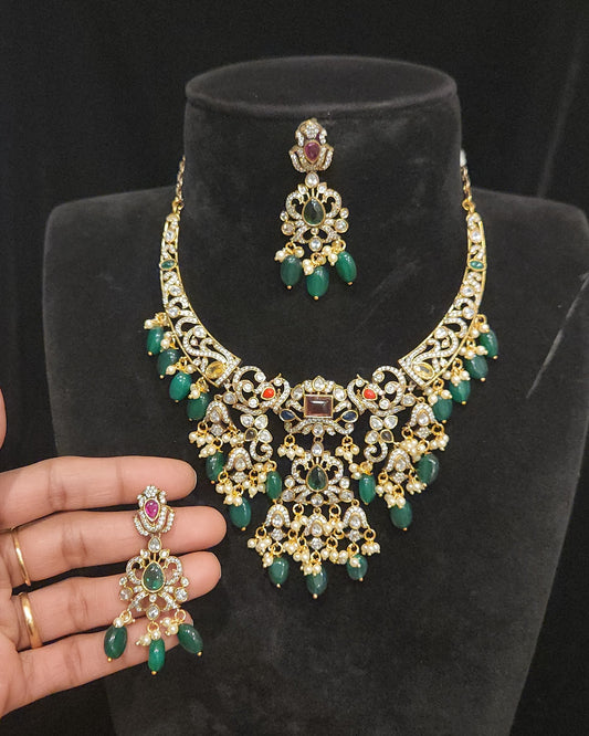 Regal Peacock Navarathan Kante Set