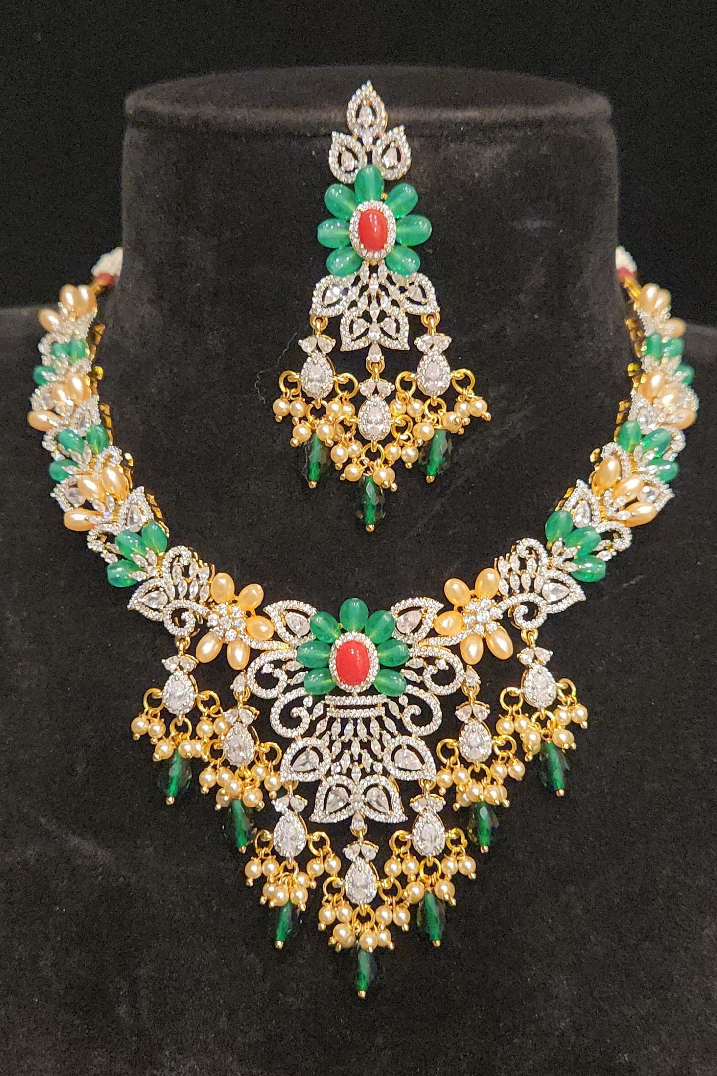 Artistic Coral, Green & Gold Bead Flower Necklace Set