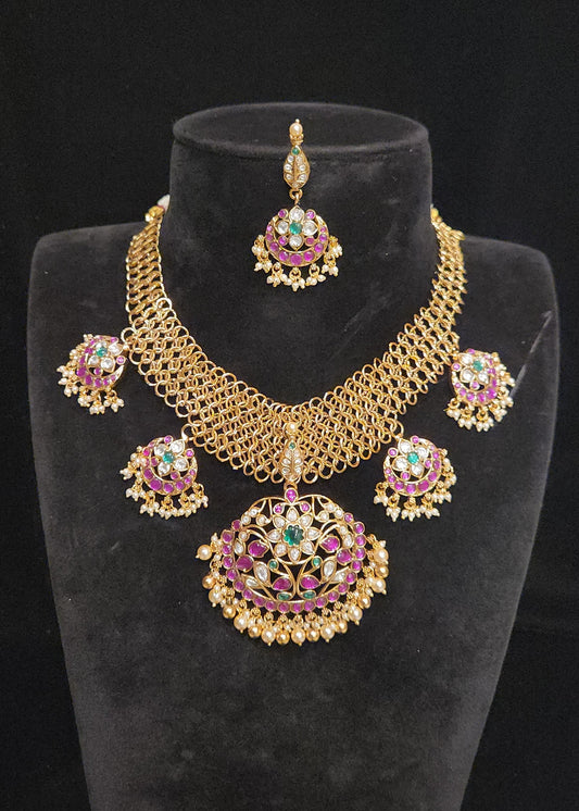 Traditional Kundan Floral Mesh Chain Neckset