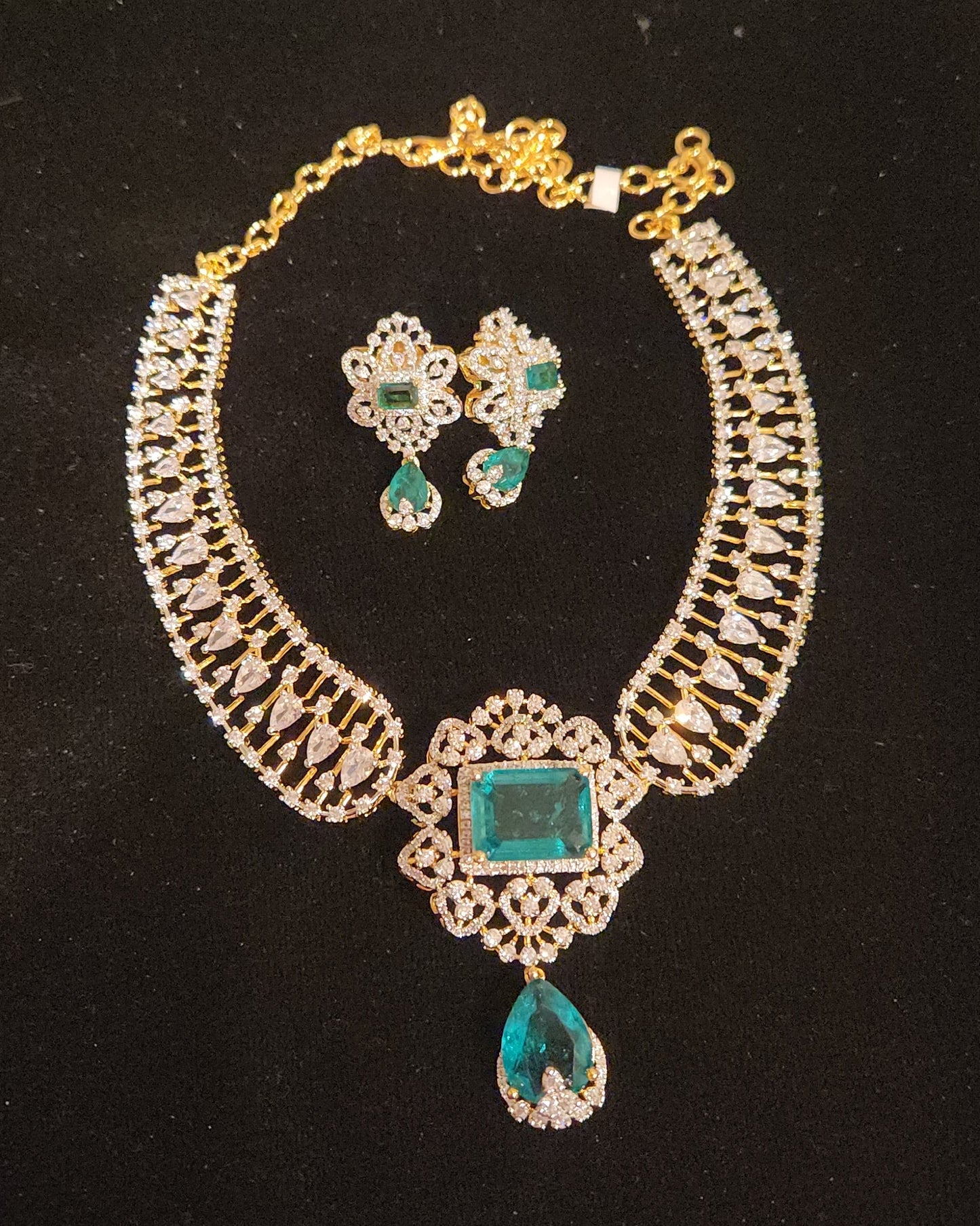 Designer CZ Kante Set with Double Eight Pendant