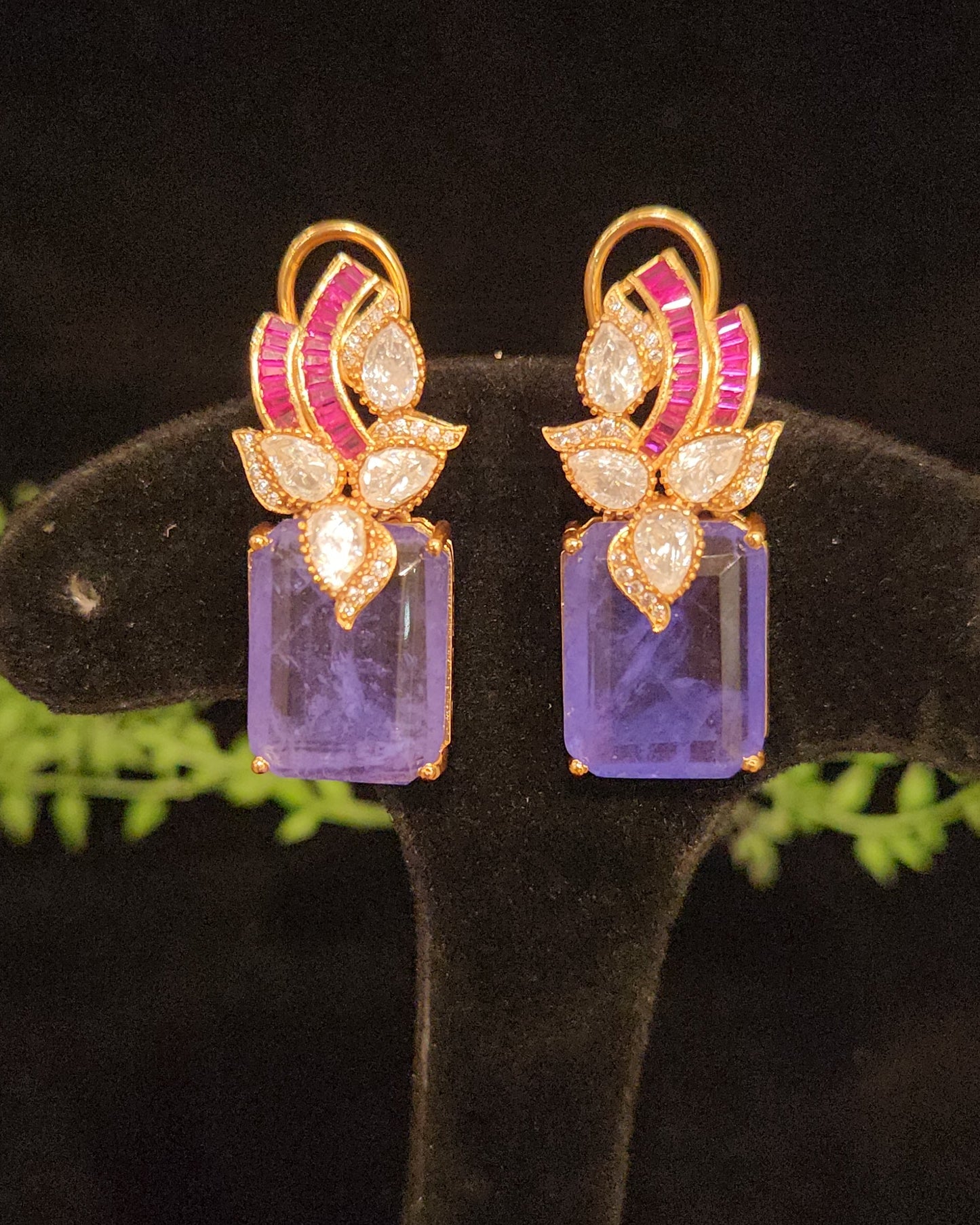 Brilliant Floral Double Eight Stone Studs