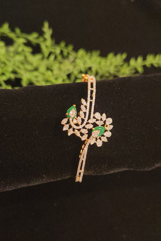 Elegant Leaf Design Emerald CZ Bracelet