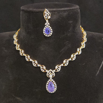 Designer Leaf Motif Necklace Set