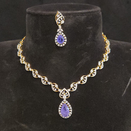 Designer Leaf Motif Necklace Set